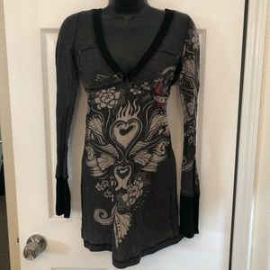 Long sleeve vneck sexy thermal with tattoo print